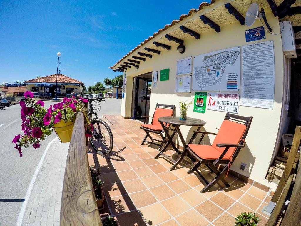 Bungalows Playa de Oyambre San Vicente De La Barquera Exterior foto